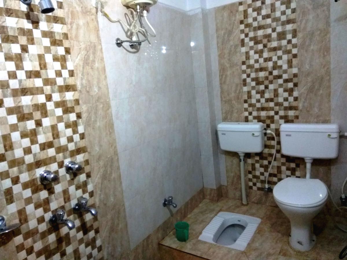 Hotel R K Palace Supaul Bagian luar foto